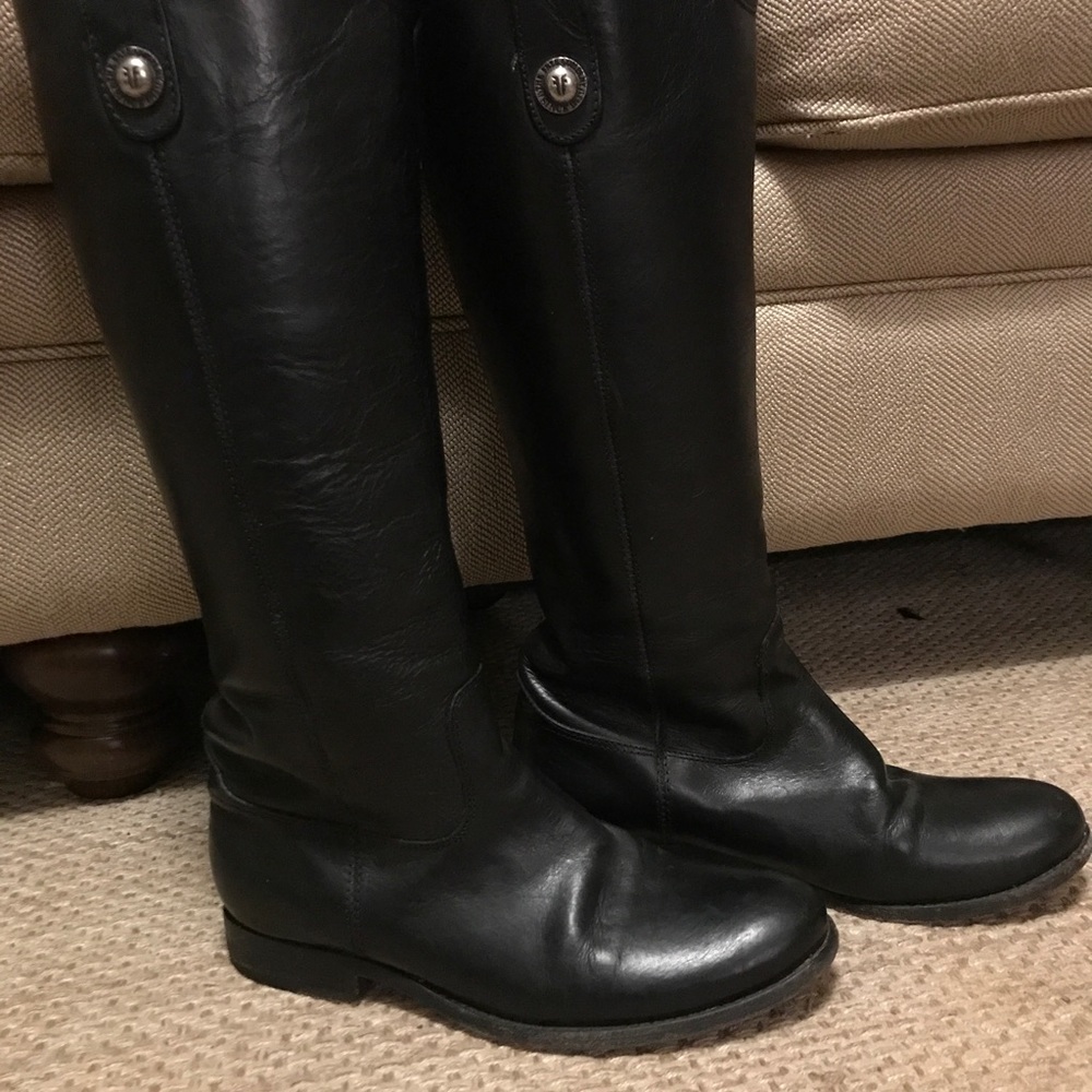 Frye Melissa Lug-Sole Tall Riding Boots size 6 - great/fashionable Tween too